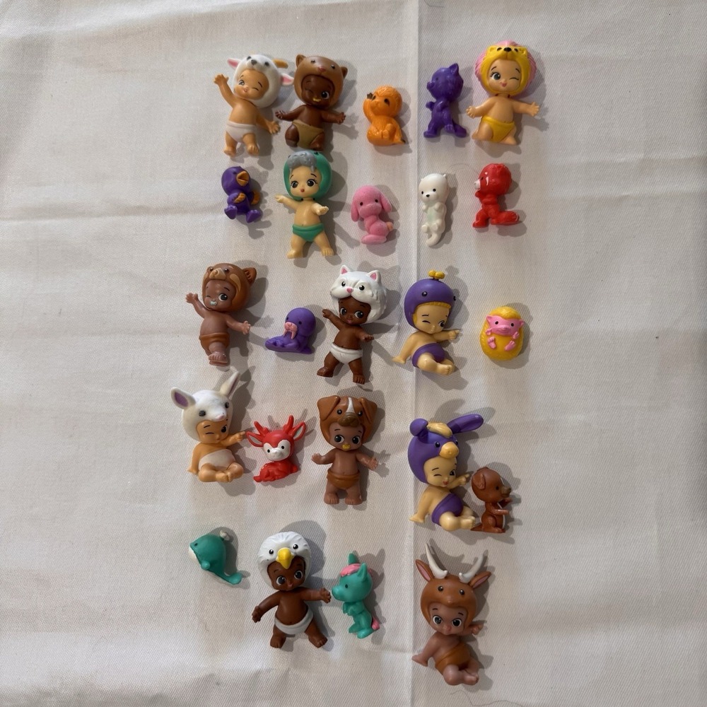 Twozies Moose Figures Toys‎ Lot of 24 Babies Animal & Pets Collectibles